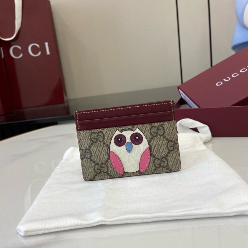 G*u*i wallets & purse